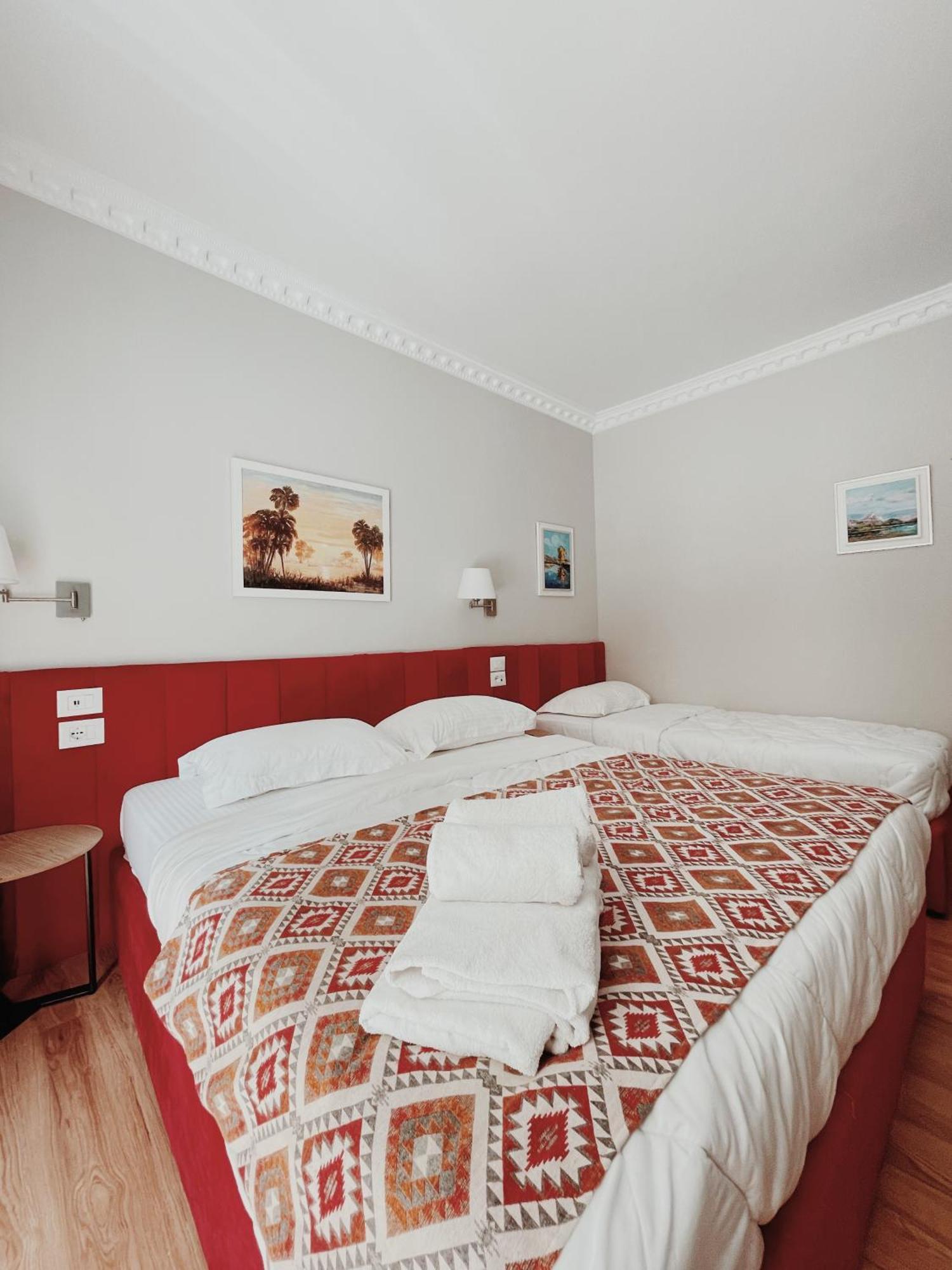 Ruby Palace Vlore Exterior photo