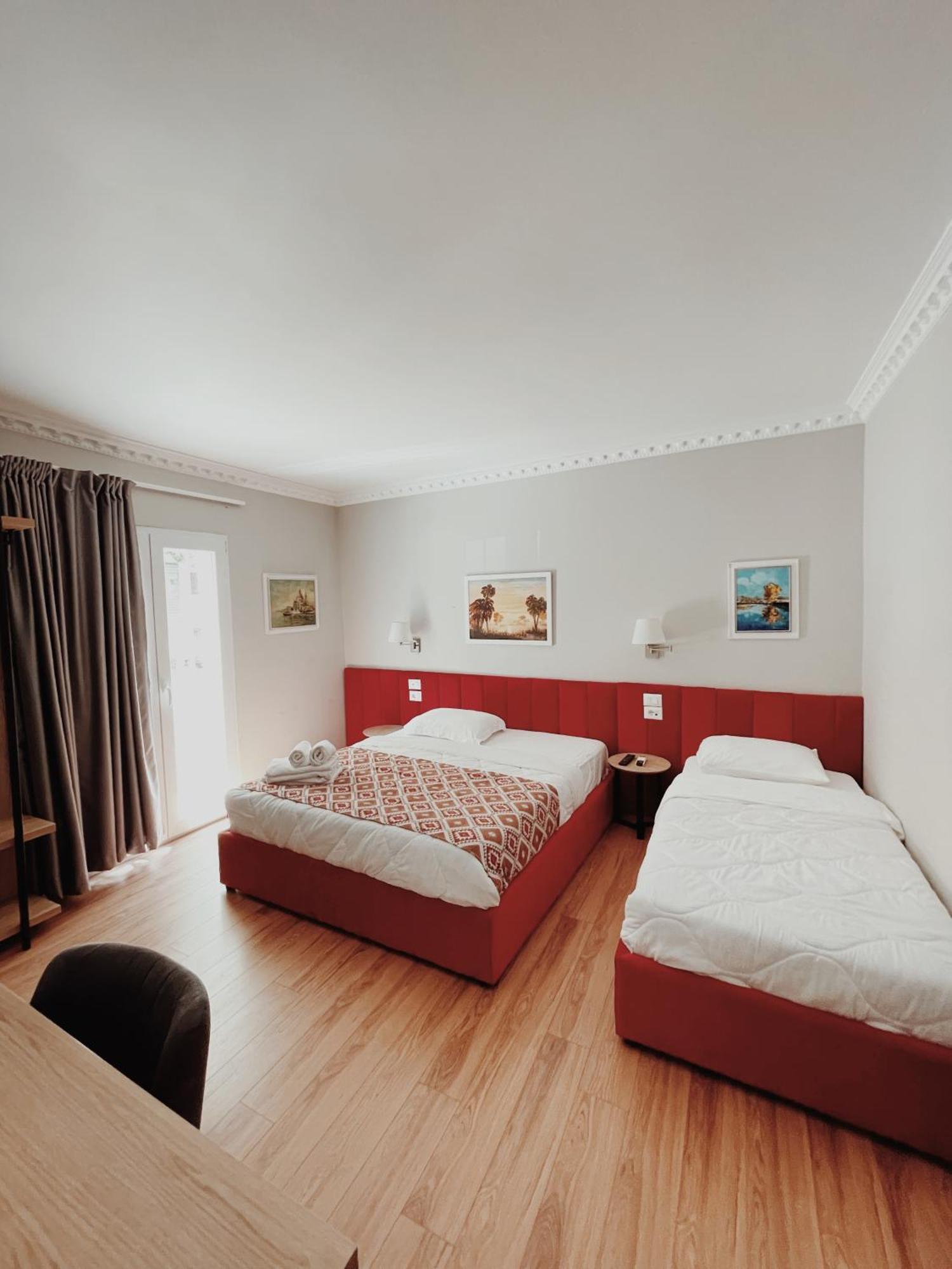 Ruby Palace Vlore Exterior photo